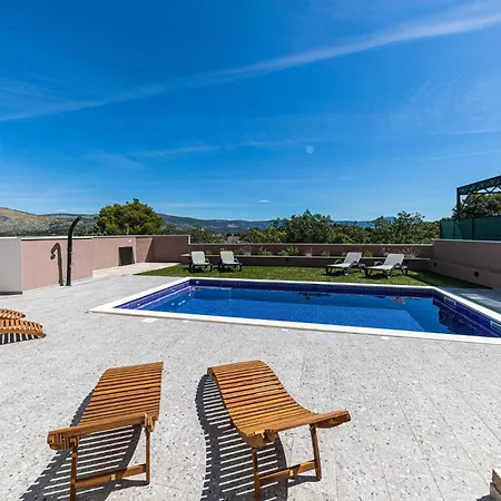 Lägenhet Three-bedroom In Saldun *