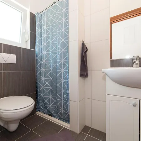 Three-bedroom In Saldun Trogir