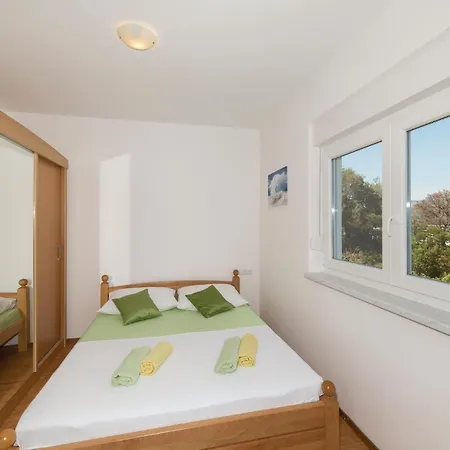 Three-bedroom In Saldun