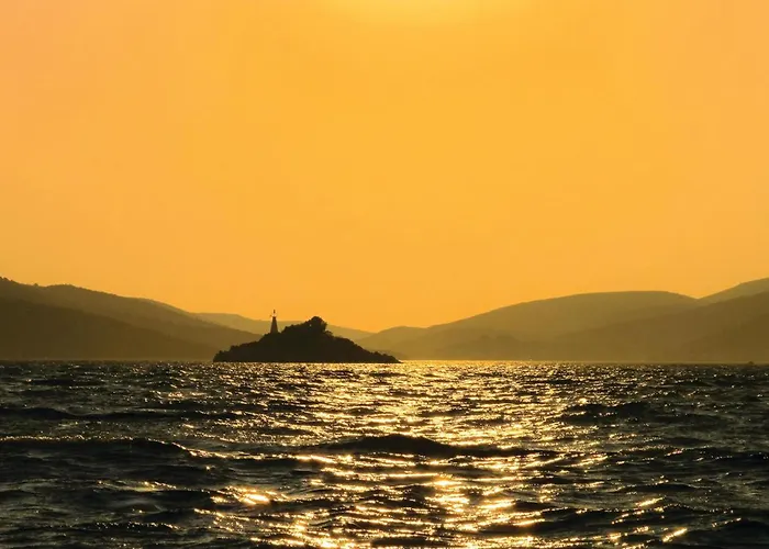 Three-bedroom In Saldun Appartement *