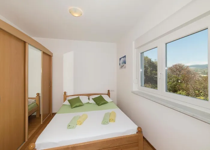 Three-bedroom In Saldun