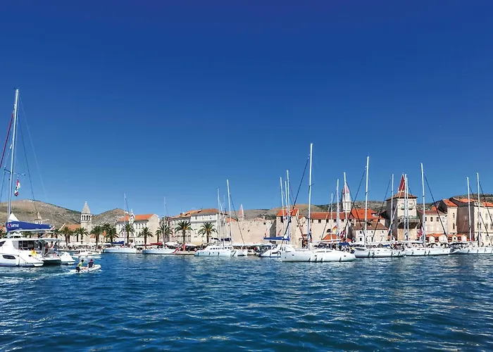 Three-bedroom In Saldun *