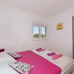 Three-bedroom In Saldun * Trogir